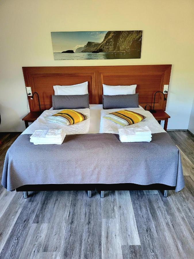 Brjanslaekur Hotel Flokalundur מראה חיצוני תמונה